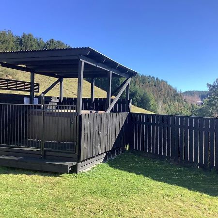 The Farmhouse - Taupo Villa Kinloch ภายนอก รูปภาพ