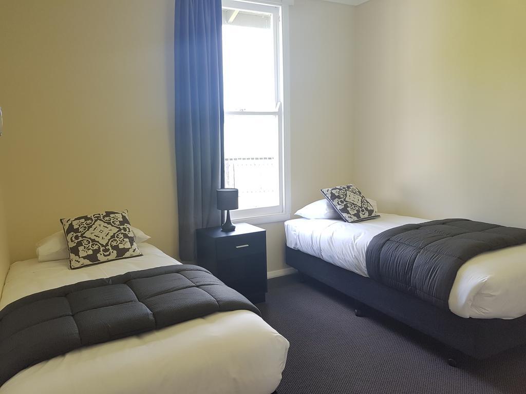 The Farmhouse - Taupo Villa Kinloch ภายนอก รูปภาพ